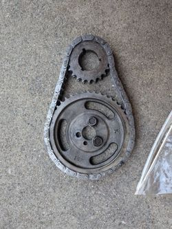 Edelbrock small block Chevy timing chain