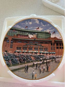 1993 Delphi Comiskey Park “Home of the White Sox” Collector Plate w/ COA & Box
