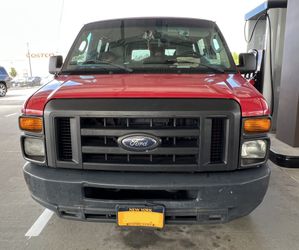 2010 Ford E-350