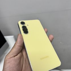 Samsung S24 Fe Unlocked 