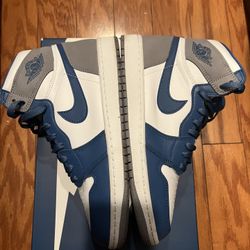 Air Jordan 1 High True Blue OG Size 9