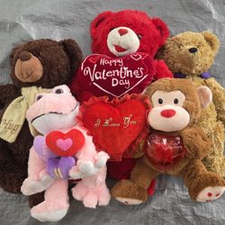 Lot Of Valentines Day Plushies Monkey Is Battery Powered (WORKS)