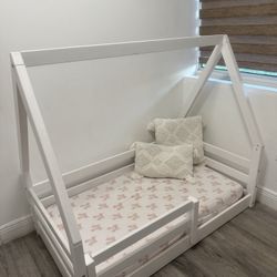 PB Montessori Toddler bed 