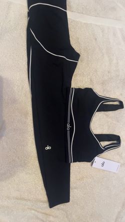 black alo yoga set