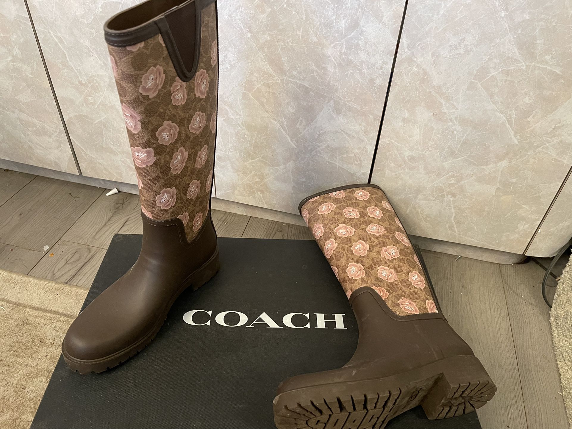 Womens Coach Boots Size 10