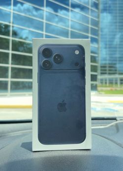 Apple iPhone 17 Pro Max 256GB Unlocked – Open Box – 0 Battery Cycles – Like New