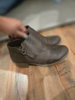 Brown Ankle Booties Women’s Size 6