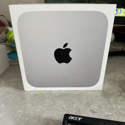 2020 Mac mini, M1, 16gb Ram, 512gb Storage