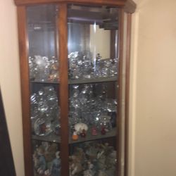 Furniture And Knickknacks 