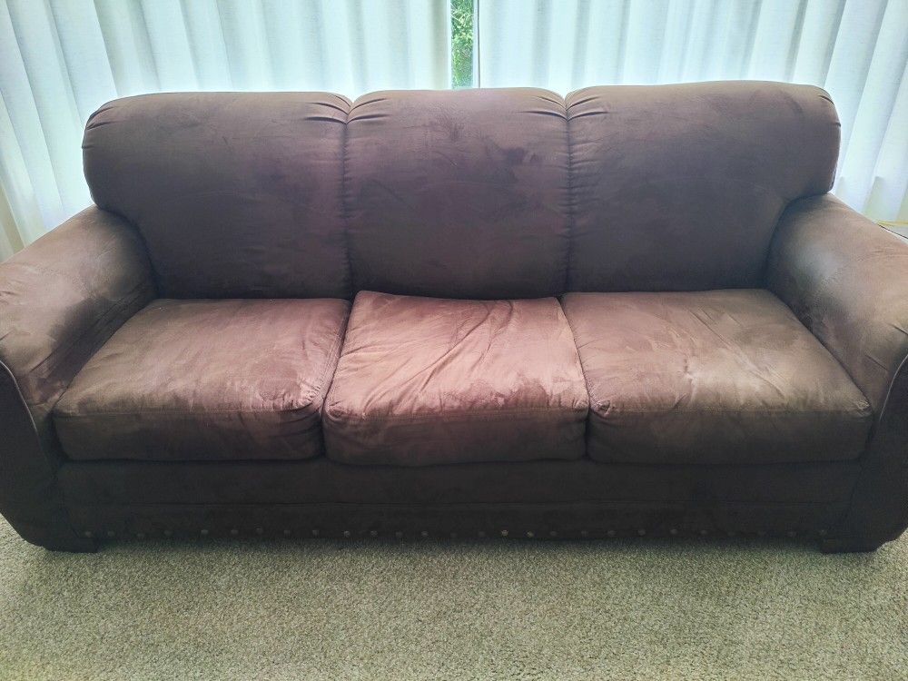 Sofa Couch Set (3+2) - Pet free home / No Smoking - Need to go ASAP