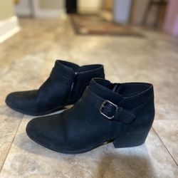 Clarks Charlten Rae Booties, Women’s Size-7.5M, Leather, Color-Black.
