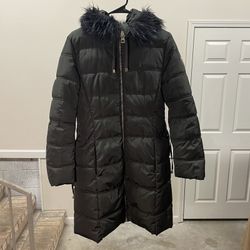 GUESS Puffer Coat Dark Green Women’s Medium Long Hooded Faux Fur Winter NWOT