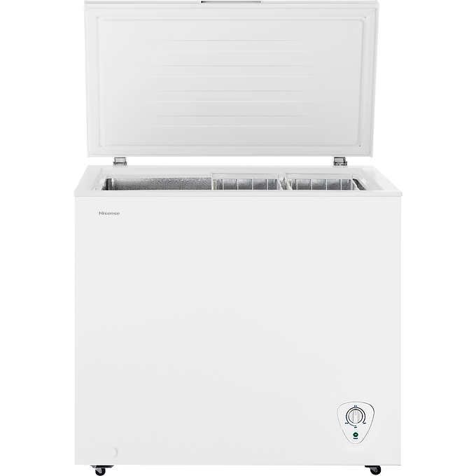 LIKE NEW OPEN BOX // COSTCO Hisense Chest Freezer, 7 cu ft, White