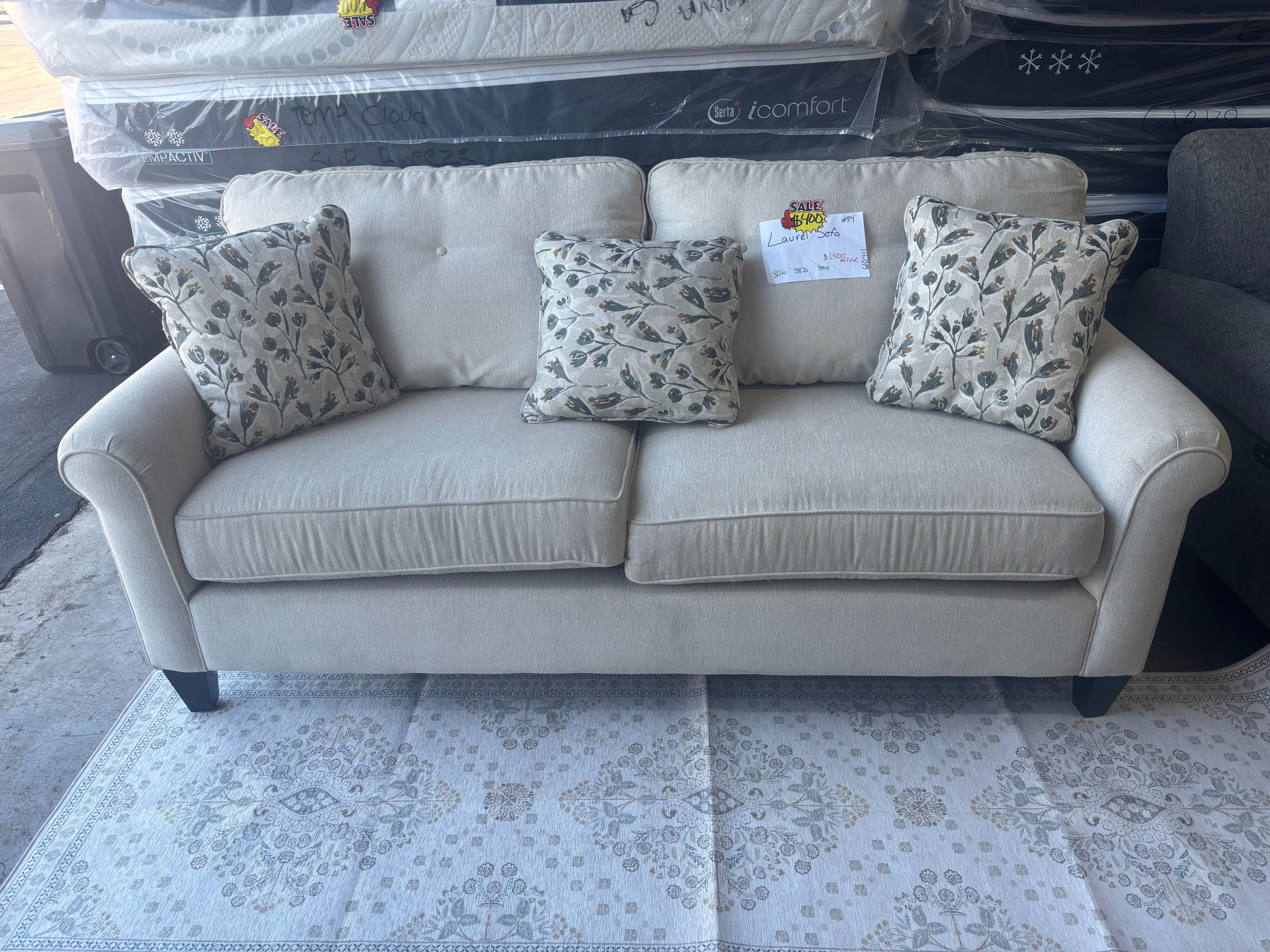 Loveseat Wide Lazy Boy 