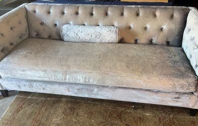 Couch/Sofa