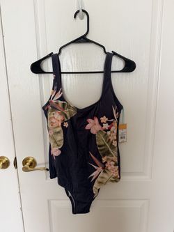 Bathing suit