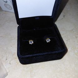 1ct moissanite stud earrings (GRA Certified)