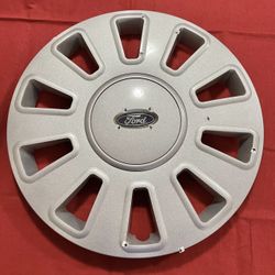 06-11 Ford Crown Victoria OEM Genuine Ford Wheel Cover Hub Cap 17"