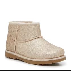 New Kids Boots, Size 5 Were bought for $60 in store