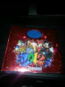 2012 disney picture album. (New)