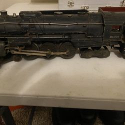 Vintage Lionel 2056 O-gauge steam locomotive 