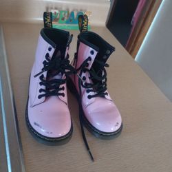 Kids Boot Size 10
