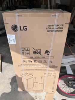 BNIB - LG Mini Fridge