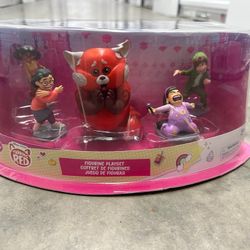 Turning Red Figurines