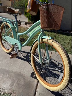 Huffy 24” Nel Lusso Cruiser Bike, Fits Riders 58”-70”,Teen/Adult, Girls