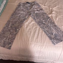 Camo Cargo Pants Size Medium 