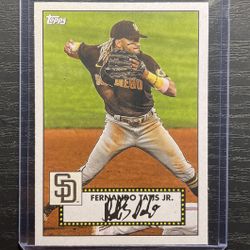 2021 Topps Signed Fernando Tatis Jr. Baseball Card #T52-32