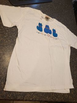 Women lg Top Stitch 3 blue cats white tee NEW with tags Lot 322