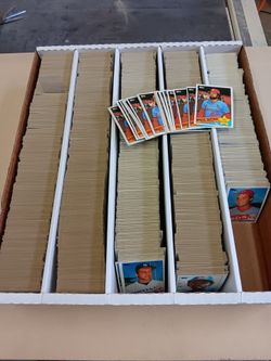 4000+ lot of 1985 topps baseball sports cards with duplicates