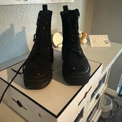 Guess Sparkly Black Boots Size 9