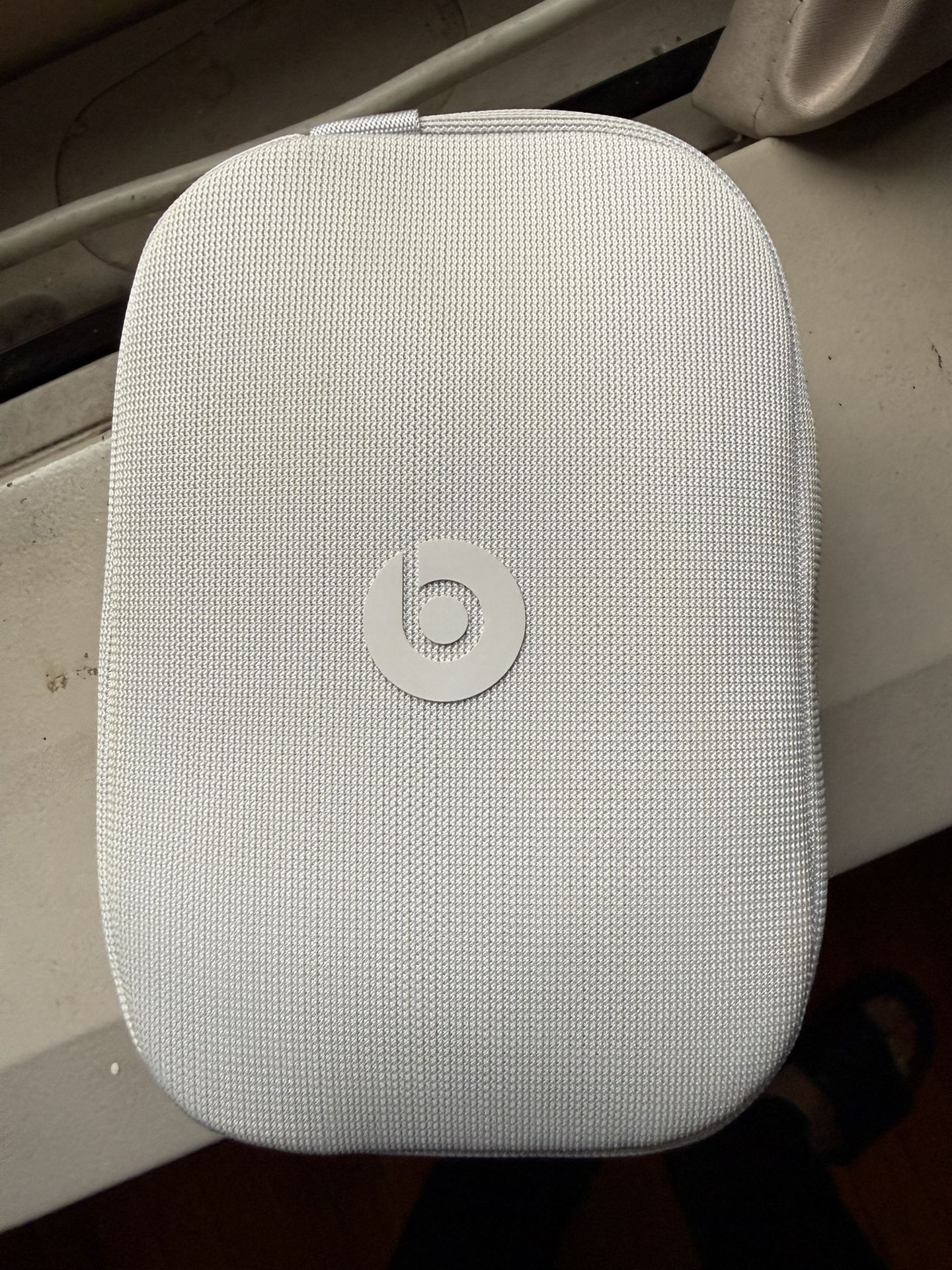 Beats Studio Pro