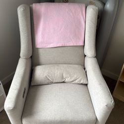 Babyletto Glider