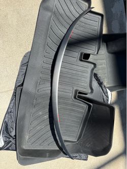 Tesla  model y and 3 performance oem spoiler brand new