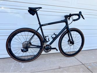 Specialized Aethos with Zipp and RED Upgrades!