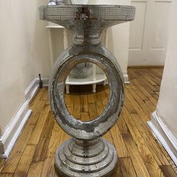 Mirror table
