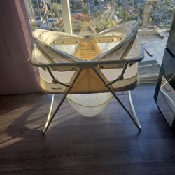 Dream On Me Karley Bassinet, Award Winner Lightweight Travel Baby Bassinet, Foldable Bedside Sleeper, Adjustable Double Canopy, Spacious Design, Soft 