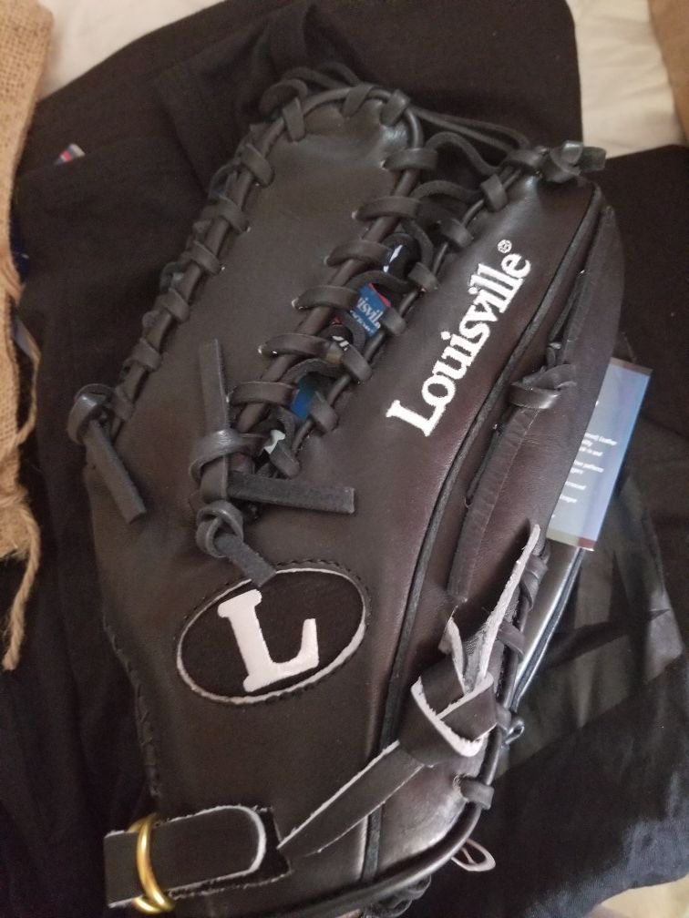 TPX PRO Louisville Slugger Baseball Glove