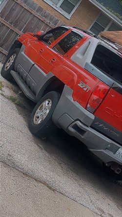 2005 Chevy Avalanche