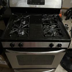 GE stove / oven - gas - working condition