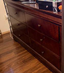 Free Dressers