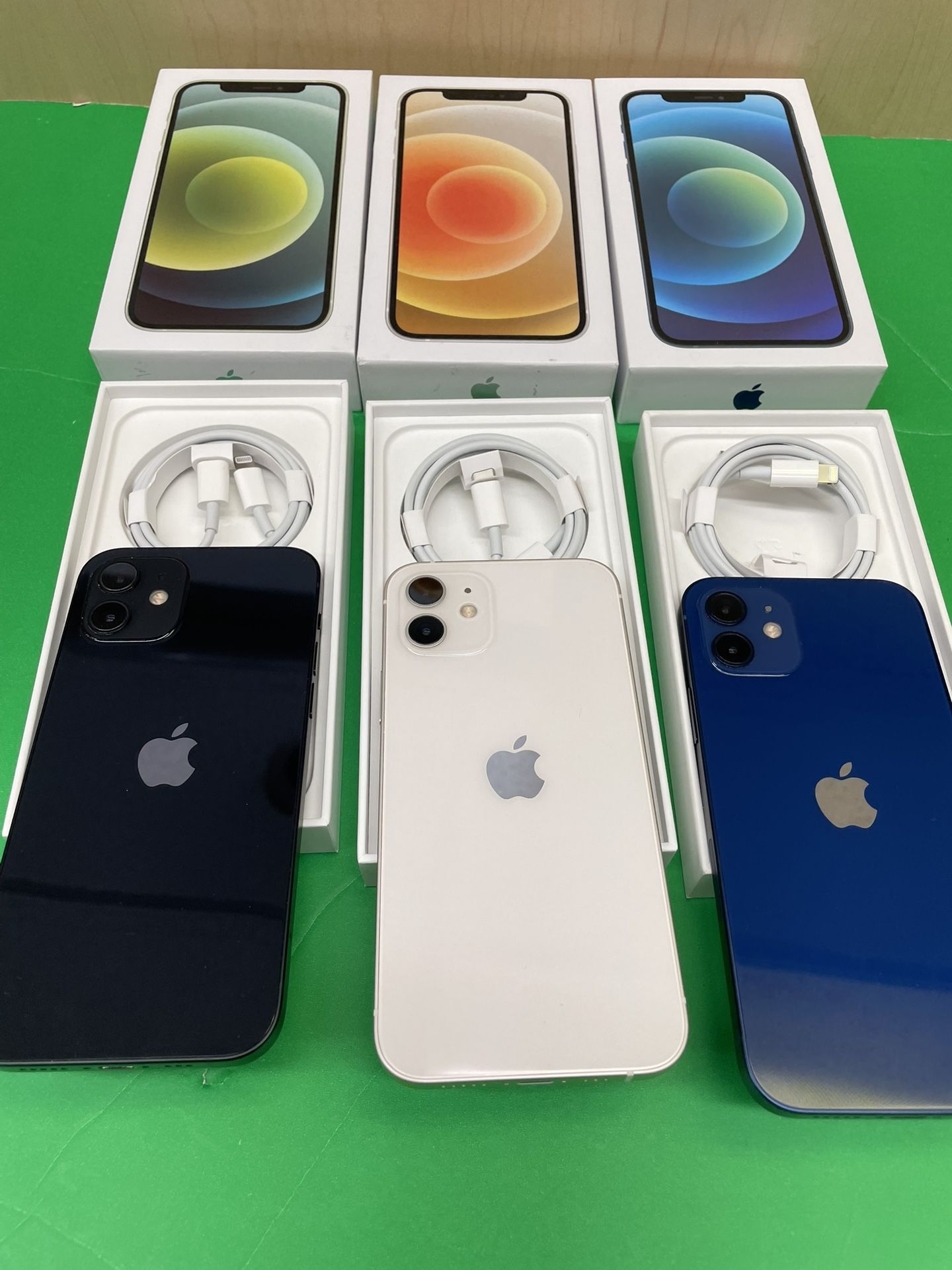 iPhone 12 5G In Several Color 64gb Unlocked / Liberado Para Cualquier Companias