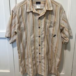 Patagonia Short Sleeve Shirt. Size - L