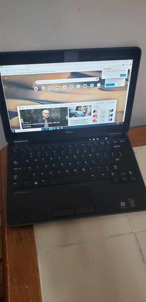 Dell Latitude E7240 Intel I7 2.70 GHz 256 SSD 16 Gig Ram Touchscreen Backlite Keyboard Webcam