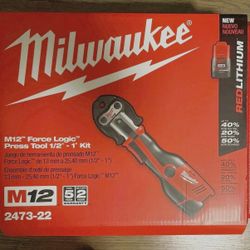 Milwaukee 2473-22 M12 Force Logic Press Tool 1/2" - 1" Kit