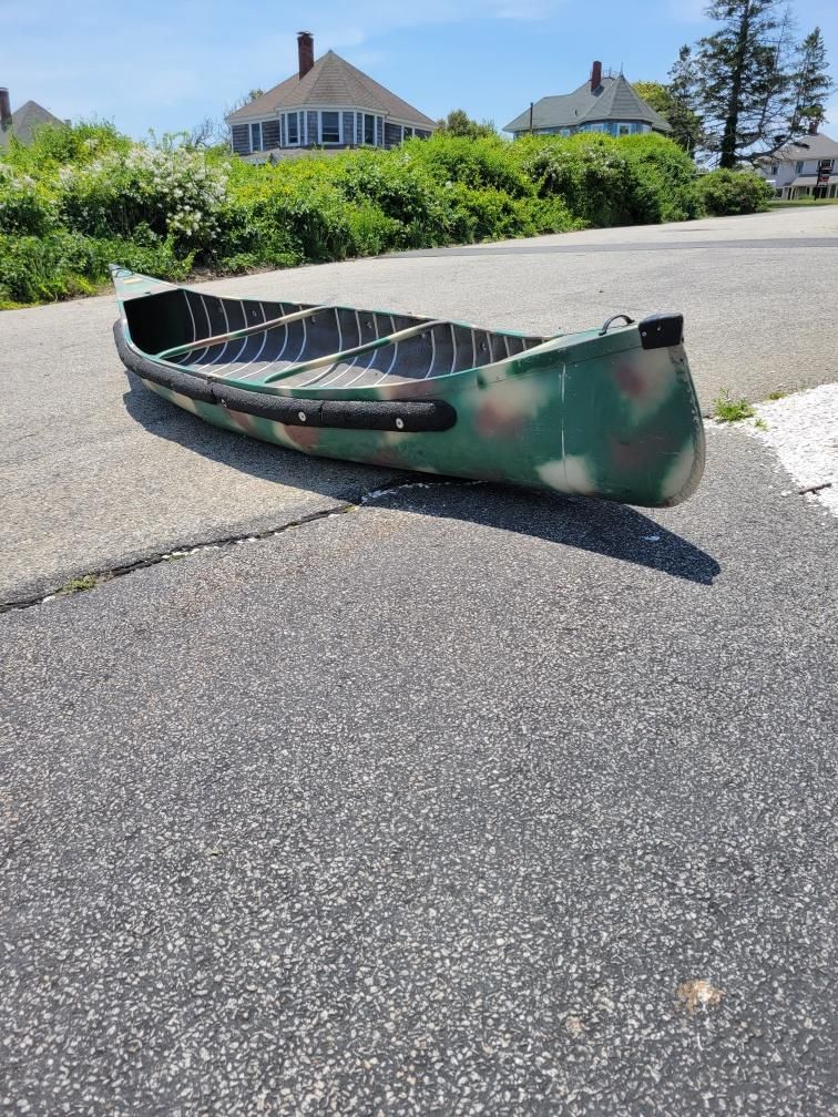 Radisson Canoe - Made In Canada