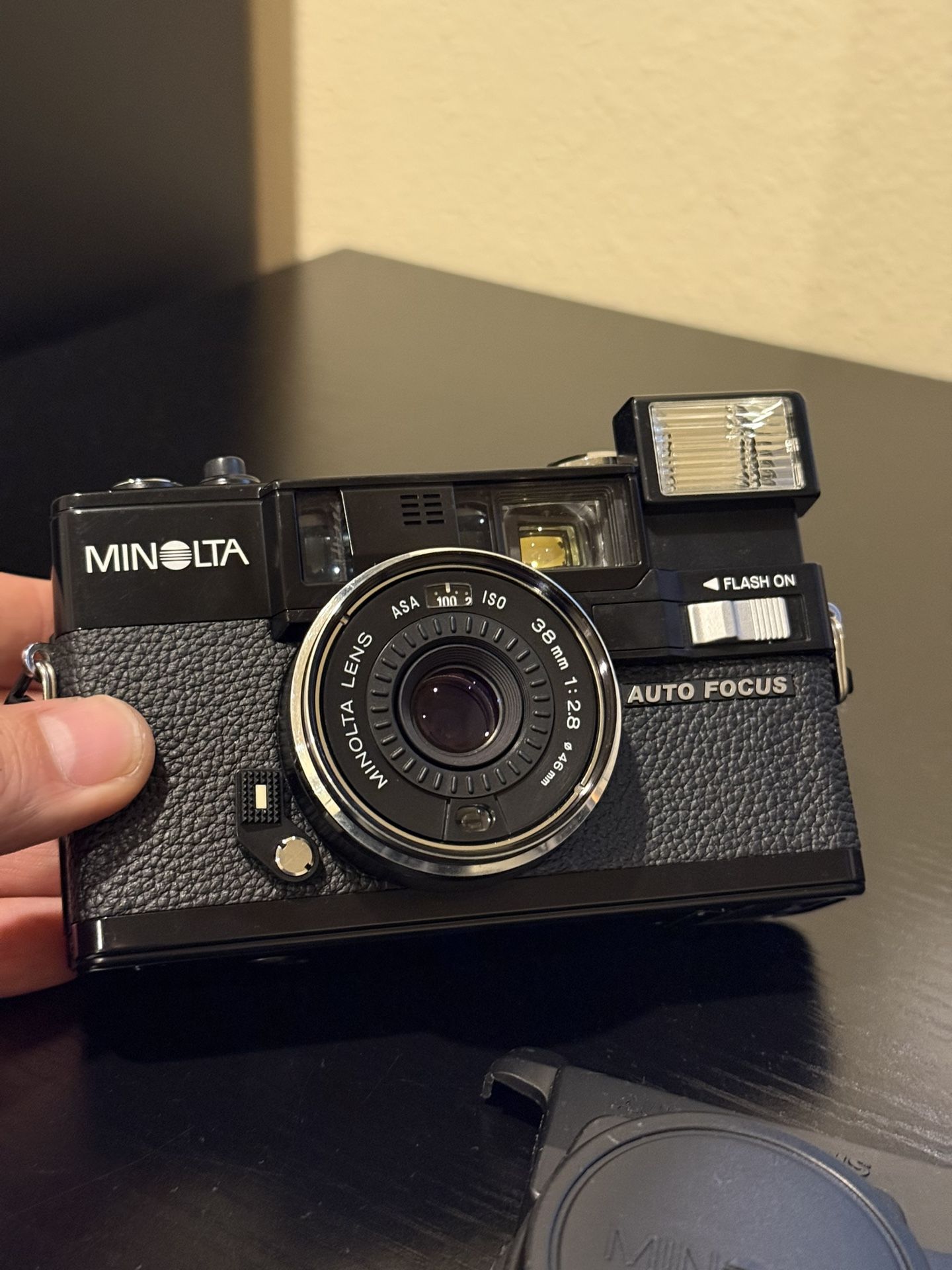 Minolta Hi-Matic AF2 35mm Rangefinder Film Camera
